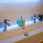 아파트 Luxury Penthouse In With Parking 브릭센임탈