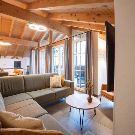 Daire Luxury Penthouse In Brixen im Thale