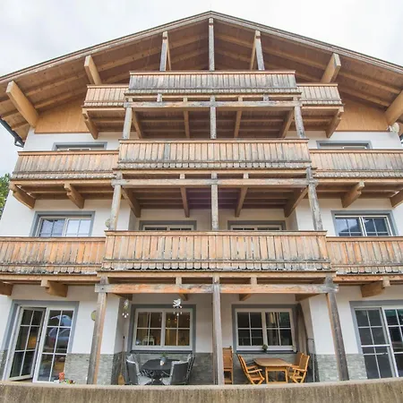 Luxury Penthouse In With Parking Brixen im Thale